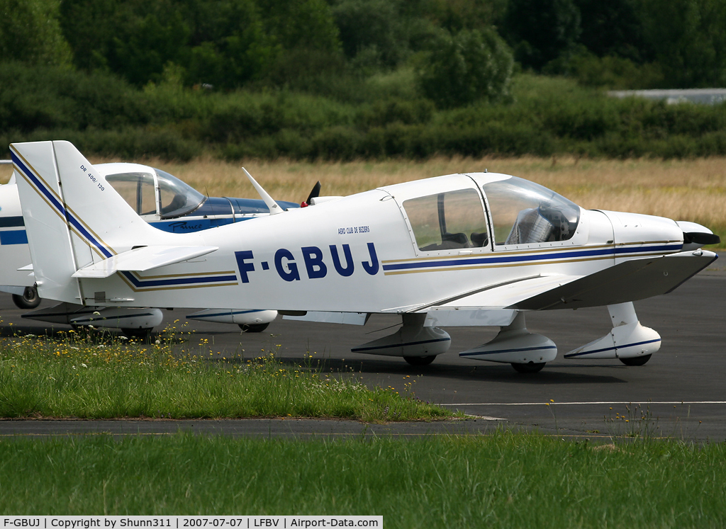 F-GBUJ, Robin DR-400-120 Dauphin C/N 1361, Parked at the Airclub