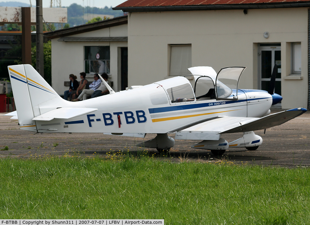 F-BTBB, Robin DR-300-120 Petit Prince C/N 636, Parked at the Airclub