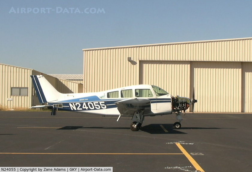 N24055, 1977 Beech C24R C/N MC-492, In for maintenance