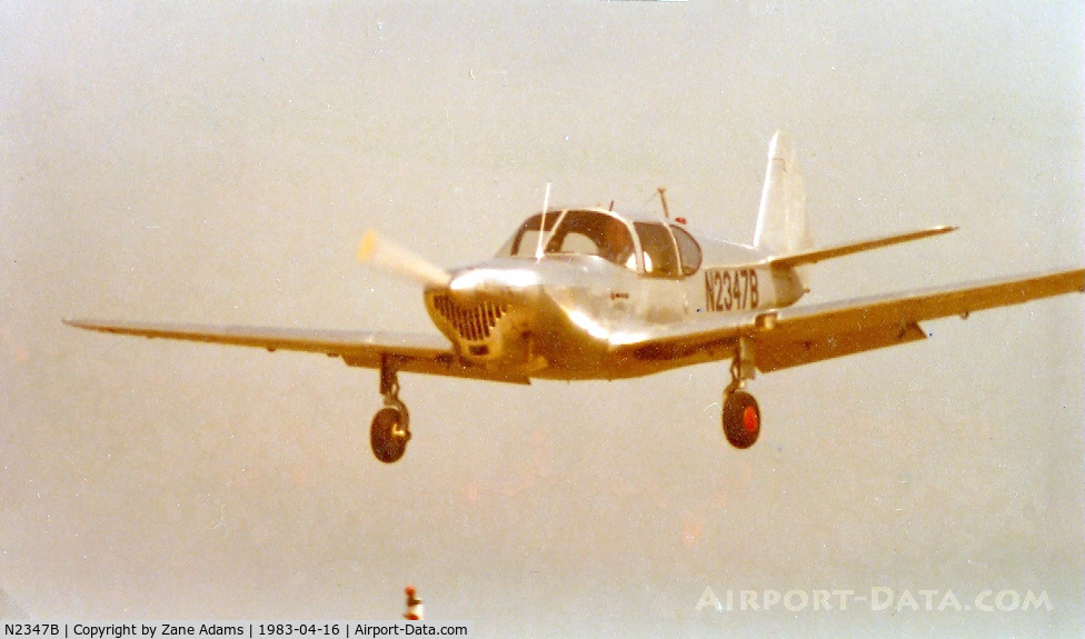 N2347B, 1947 Universal Globe GC-1B Swift C/N 3647, Landing at the former Mangham Airport, North Richland Hills, TX