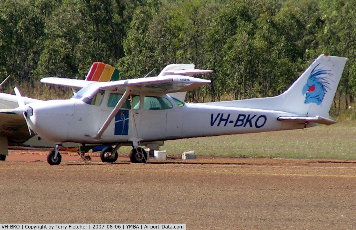 VH-BKO, 1980 Cessna 172N C/N 17273667, Colourful tail logo for this Cessna at Mareeba