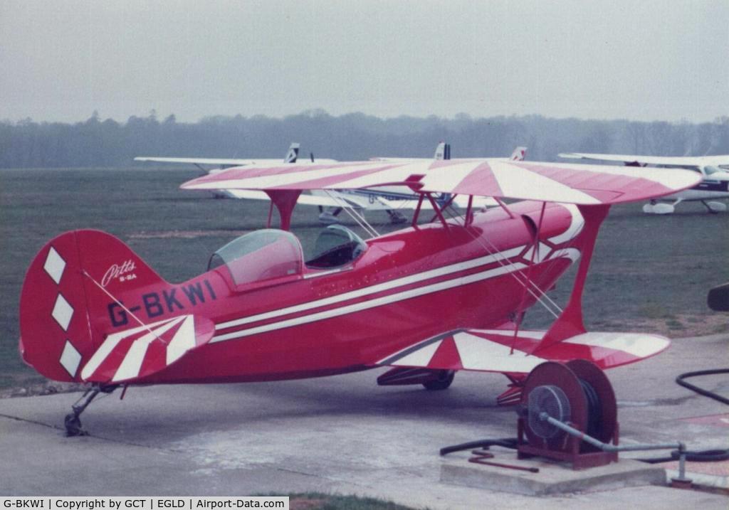 G-BKWI, 1982 Aerotek Pitts S-2A Special C/N 2268, Old photo