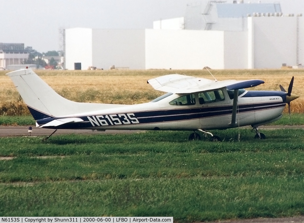N6153S, 1980 Cessna TR182 Turbo Skylane RG C/N R18201631, Parked at the old light aviation apron...