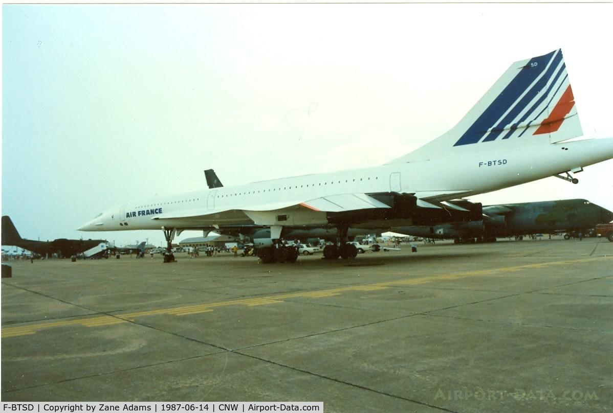 F-BTSD, 1978 Aerospatiale-BAC Concorde 101 C/N 13, At the 1987 Waco Airshow