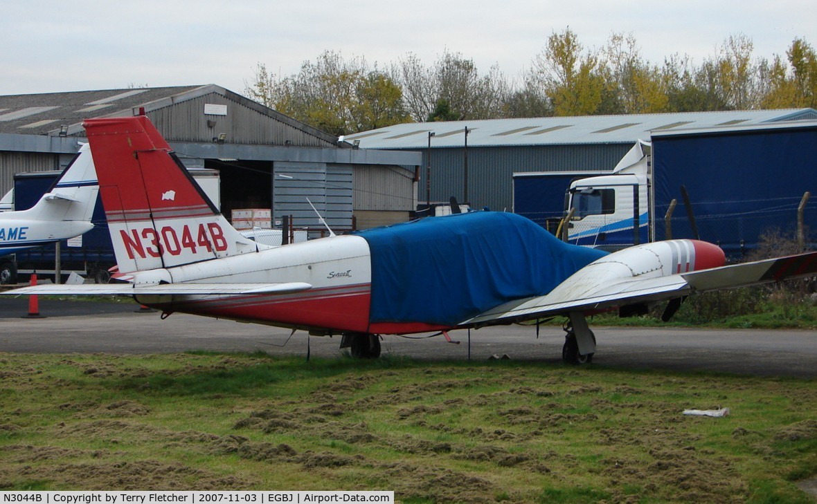 N3044B, 1978 Piper PA-34-200T C/N 34-7970012, Busy late afternoon at Gloucestershire (Staverton) Airport