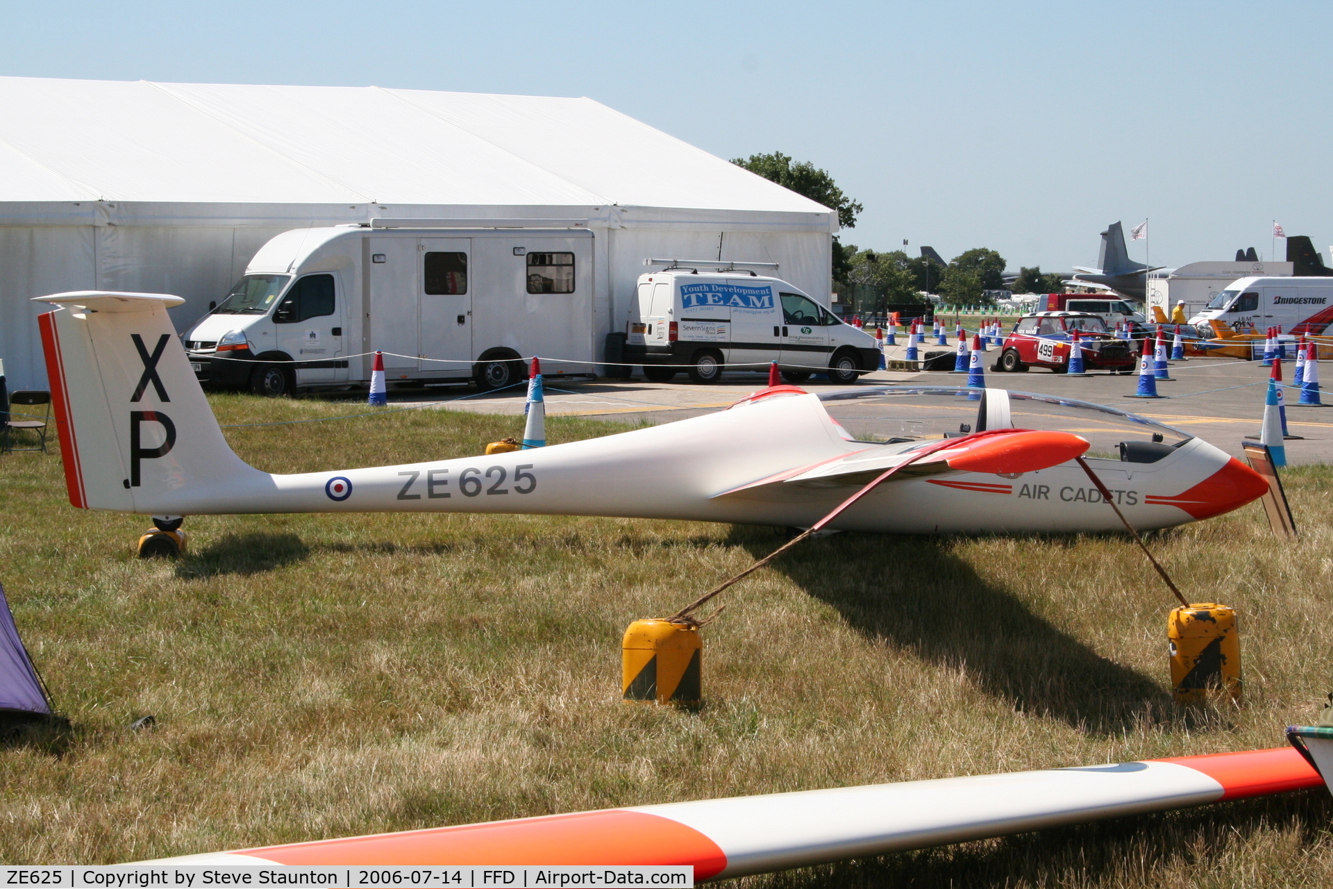 ZE625, Grob G-103 Viking TX1 C/N 33970, Royal International Air Tattoo 2006