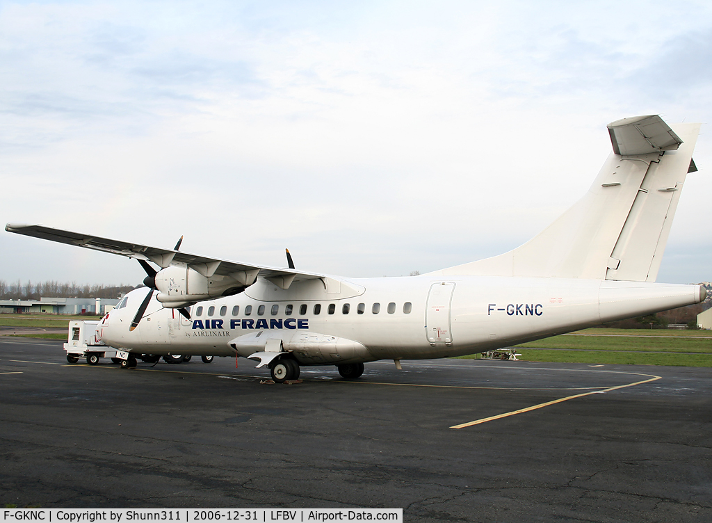 F-GKNC, 1991 ATR 42-300 C/N 230, At the terminal and waiting a new flight