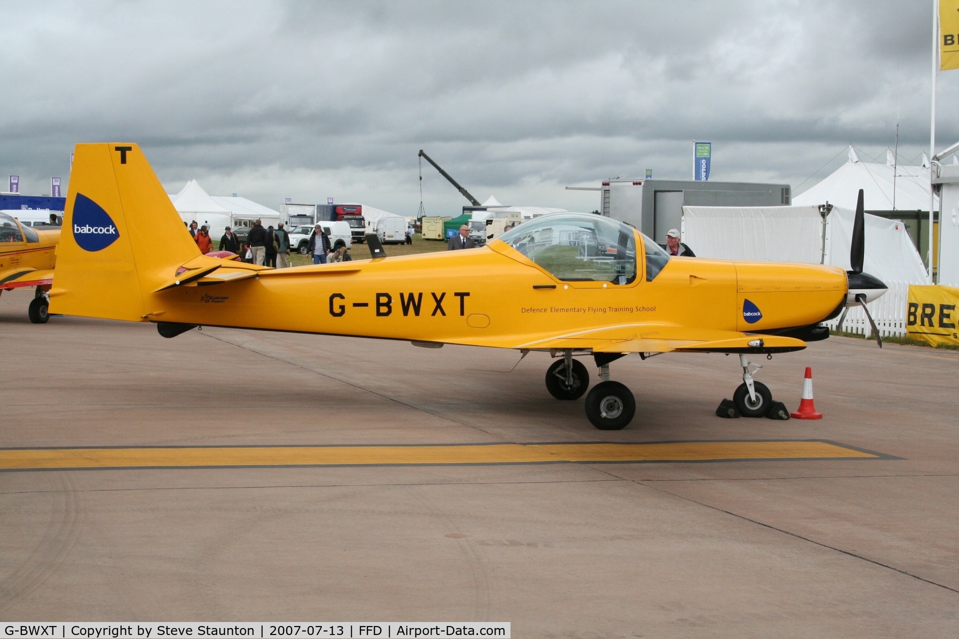 G-BWXT, 1997 Slingsby T-67M-260 Firefly C/N 2254, Royal International Air Tattoo 2007