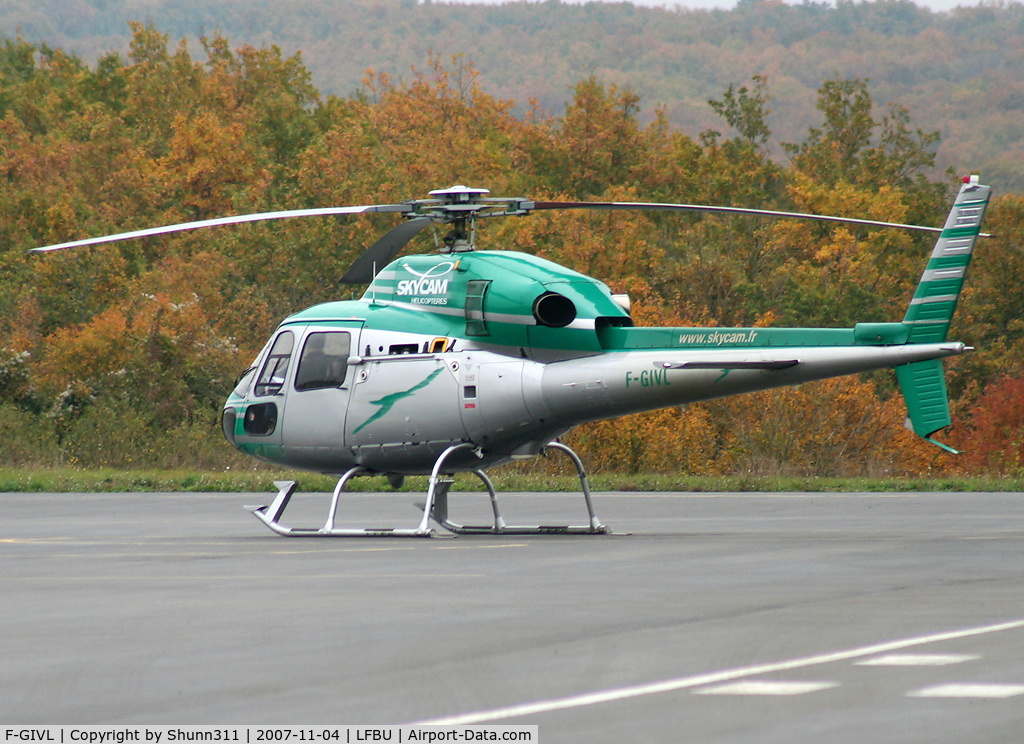 F-GIVL, Eurocopter AS-355N C/N 5603, Parked at the airport