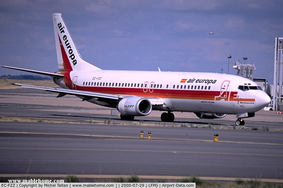 EC-FZZ, 1990 Boeing 737-4Y0 C/N 24686, Air Europa arrives at Terminal 1