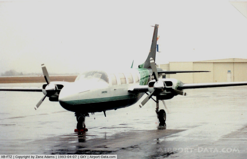 XB-FTZ, Piper PA-60 Aerostar C/N Not found XB-FTZ, On the ramp at Arlington Municipal