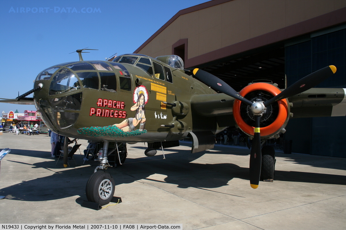 N1943J, 1943 North American B-25N Mitchell C/N 108-35072, Apache Princess