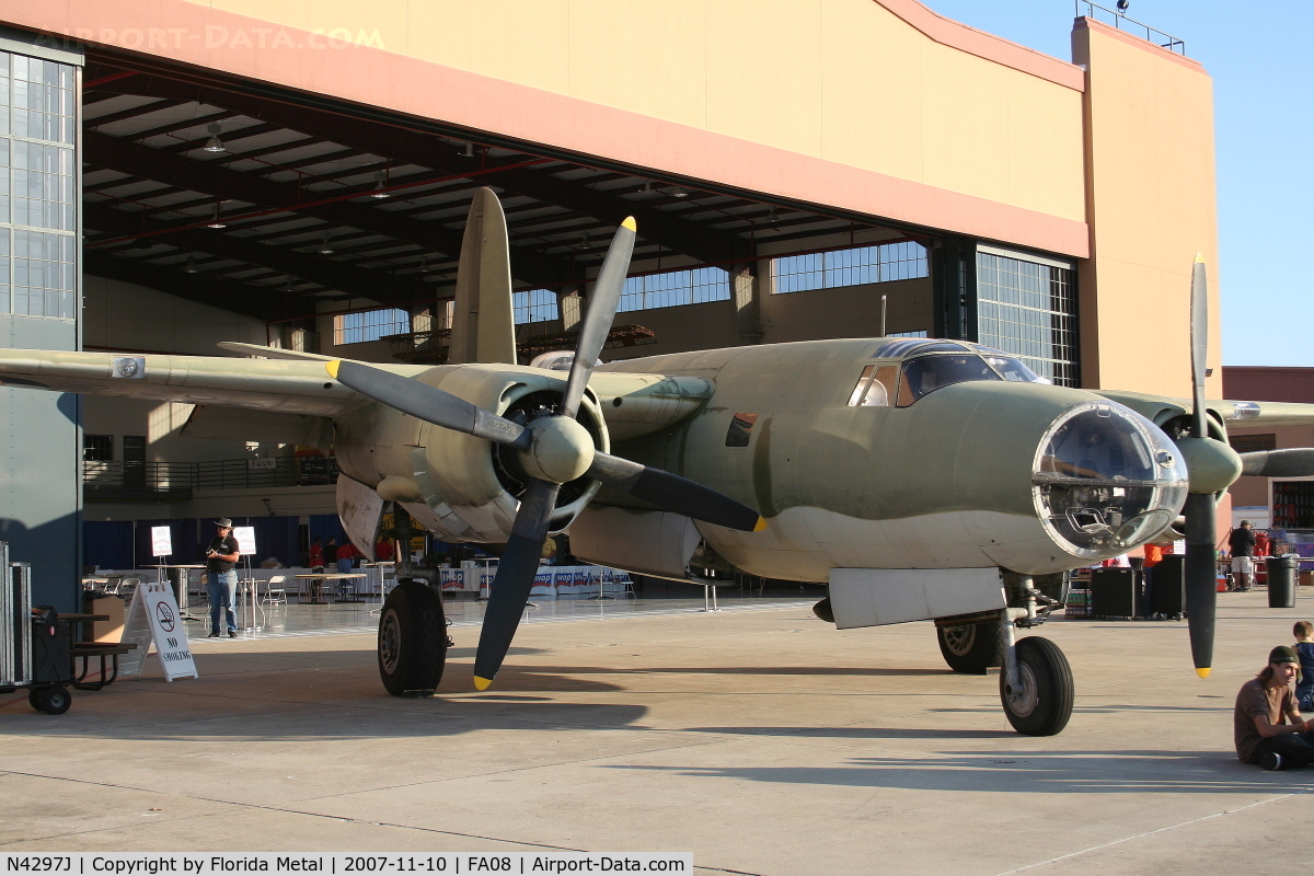 N4297J, 1940 Martin B-26 Marauder C/N 40-1464, B-26