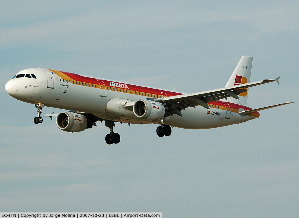 EC-ITN, 2003 Airbus A321-212 C/N 2115, 
