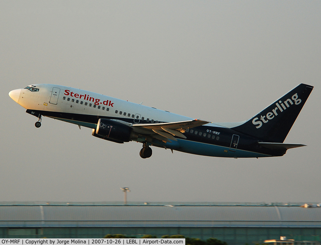 OY-MRF, 1999 Boeing 737-7L9 C/N 28009, Taking off at the sunset...
