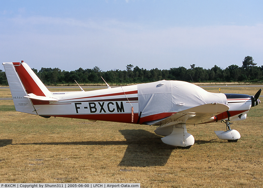F-BXCM, 1976 Wassmer WA-54 Atlantic C/N 140, Parked in the grass...