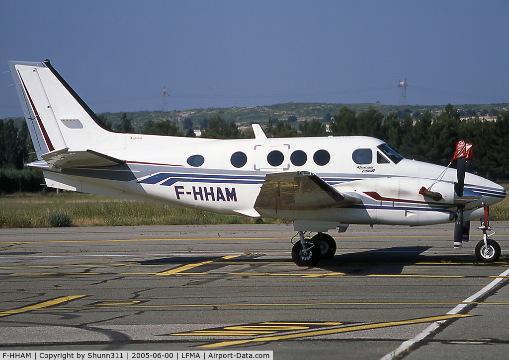 F-HHAM, 1994 Beech C90A King Air C/N LJ-1361, Parked at the airfield