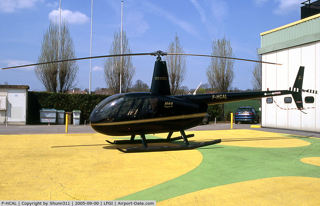 F-HCAL, Robinson R44 II C/N 10797, Parked at the airfield