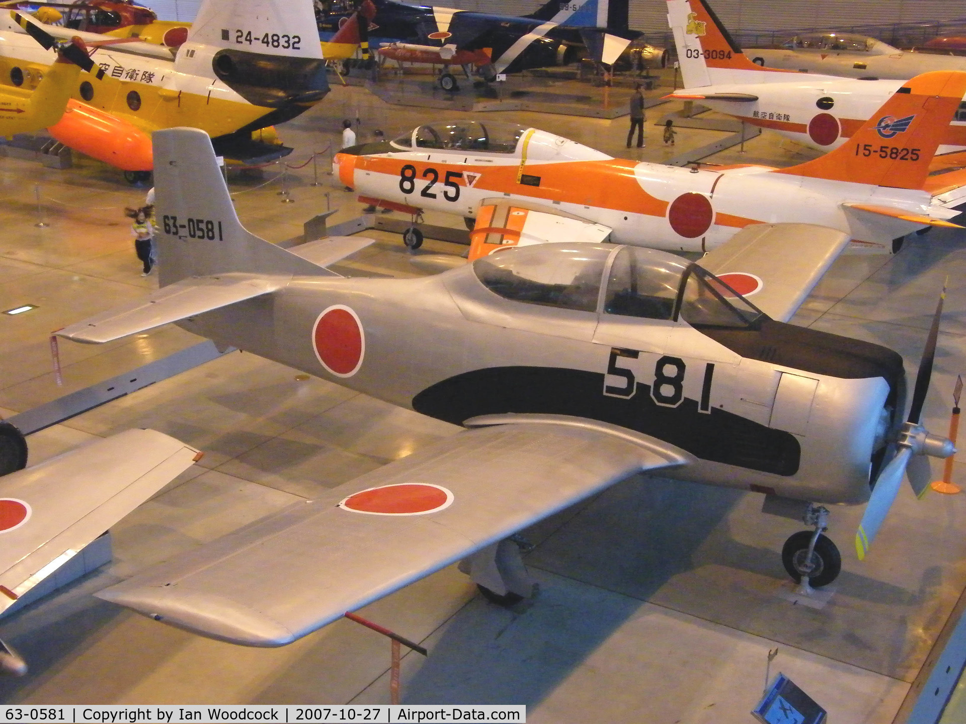 63-0581, North American T-28B Trojan C/N NA-218-1, T-28B/Hamamatsu,JASDF Museum,Preserved