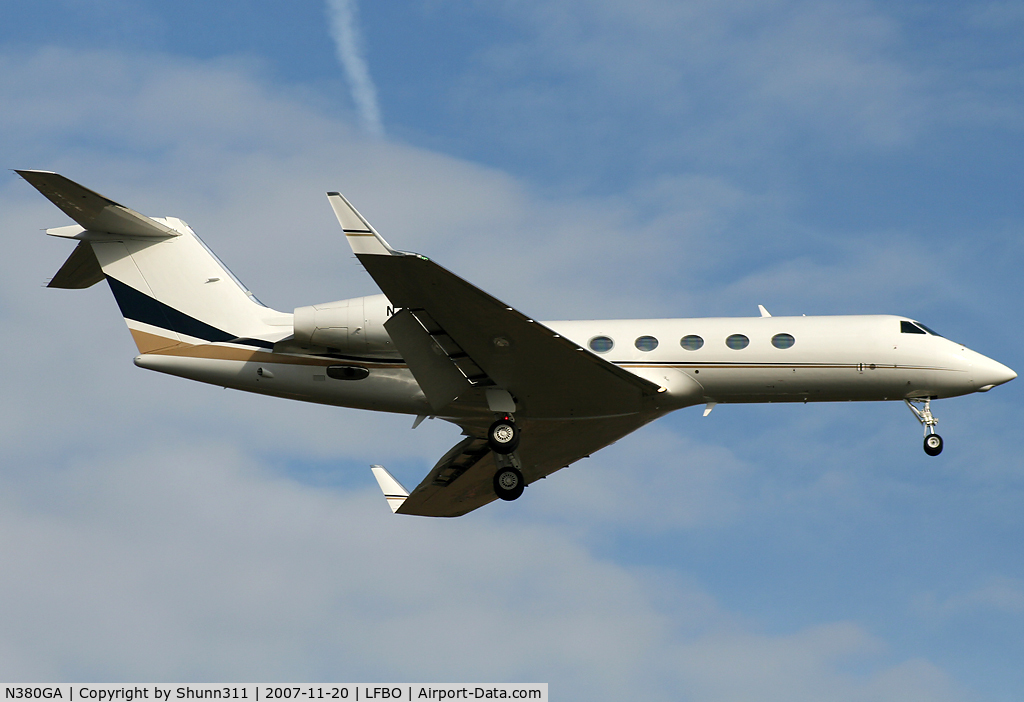 N380GA, 2007 Gulfstream Aerospace GIV-X (G450) C/N 4080, Landing rwy 14L