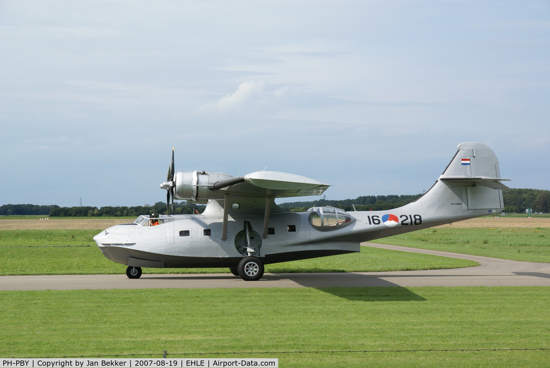 PH-PBY, 1941 Consolidated PBY-5A Catalina C/N 300, Just for take off