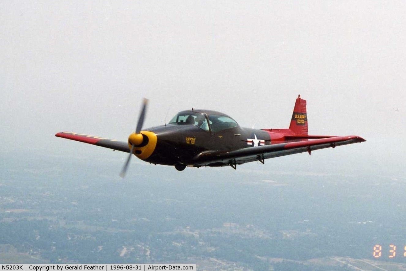 N5203K, 1950 Ryan Navion B C/N NAV-4-2103B, Formation flying -warbird wannabe