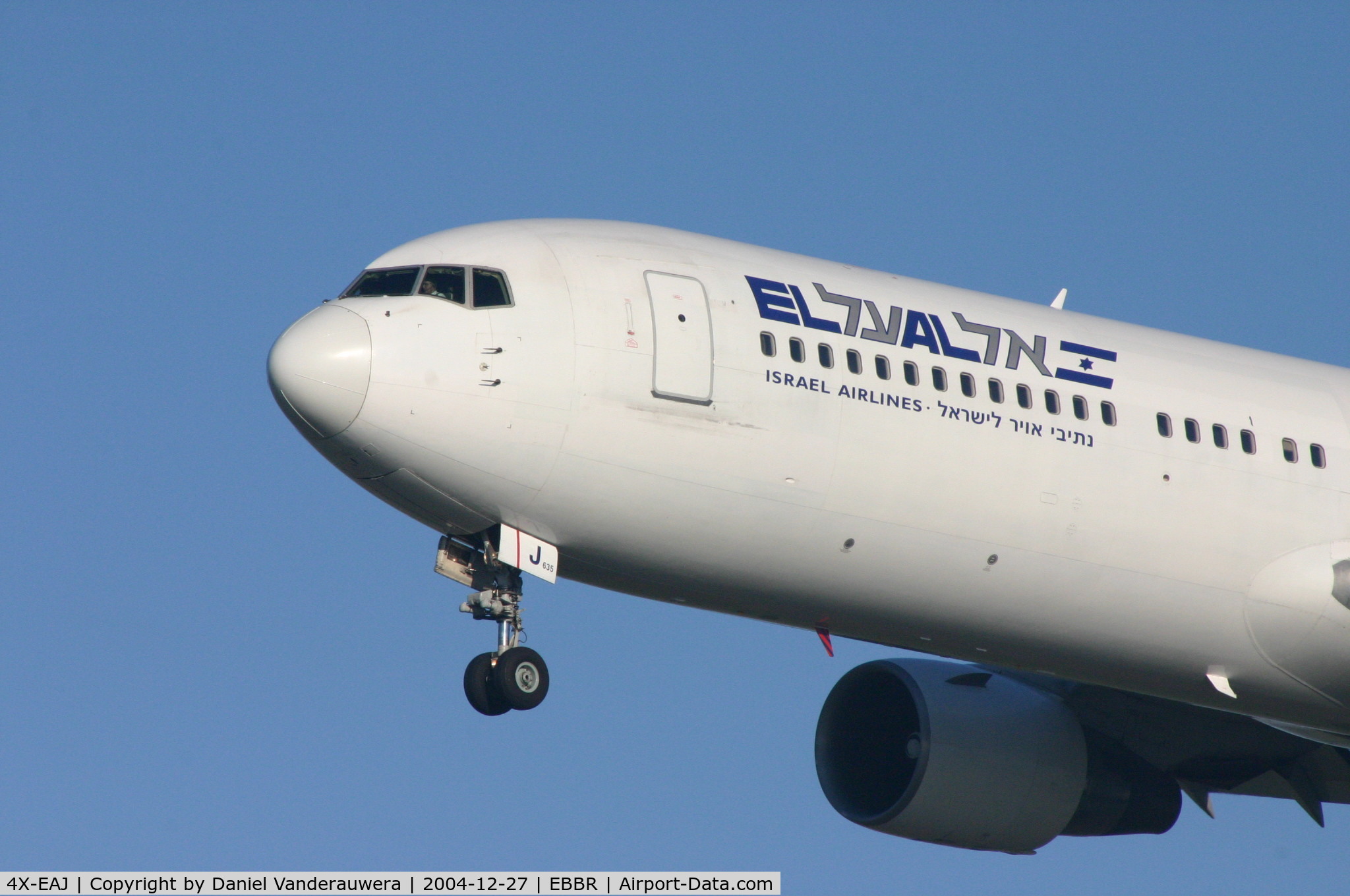 4X-EAJ, 1991 Boeing 767-330/ER C/N 25208/381, arrival of flight LY331 to rwy 25L