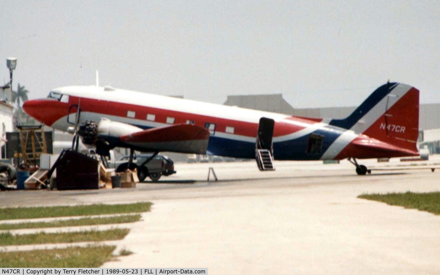 N47CR, 1943 Douglas DC-3C C/N 19770, This old timer was photographed at FLL in 1989