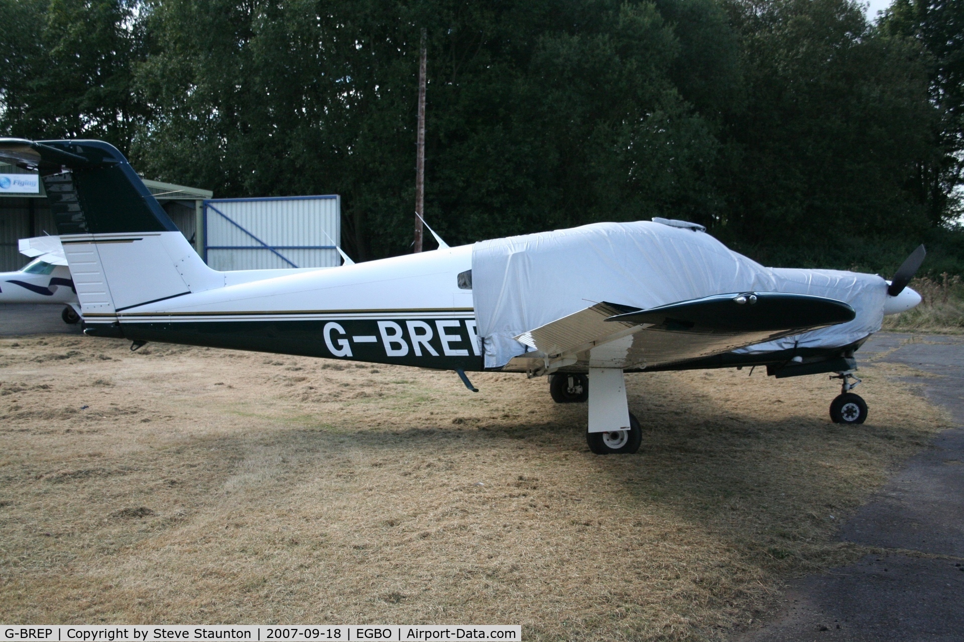 G-BREP, 1979 Piper PA-28RT-201 Cherokee Arrow IV Arrow IV C/N 28R-7918119, Taken at Halfpenny Green 18th September 2007