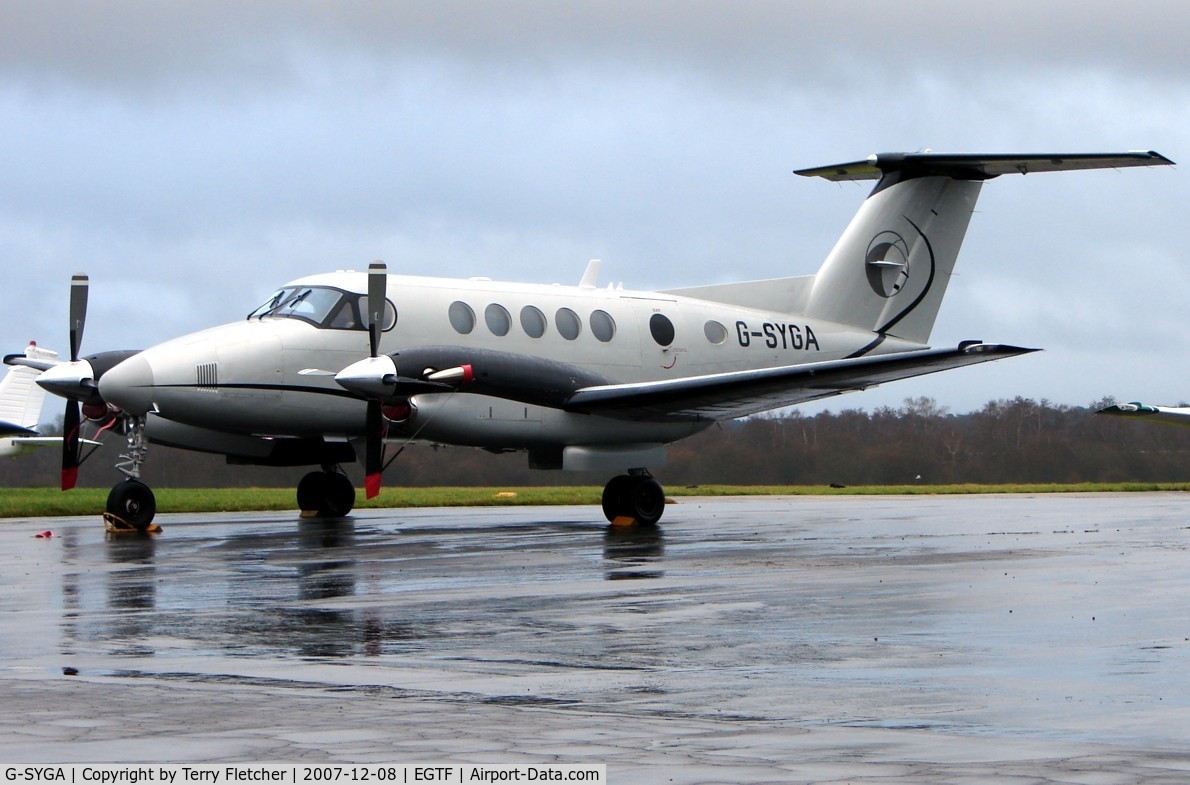 G-SYGA, 1982 Beech B200 Super King Air King Air C/N BB-1044, Beech 200 at Fairoaks