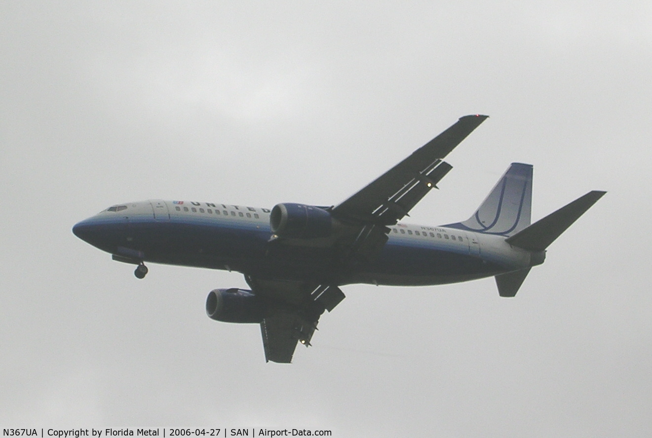 N367UA, 1989 Boeing 737-322 C/N 24536, United