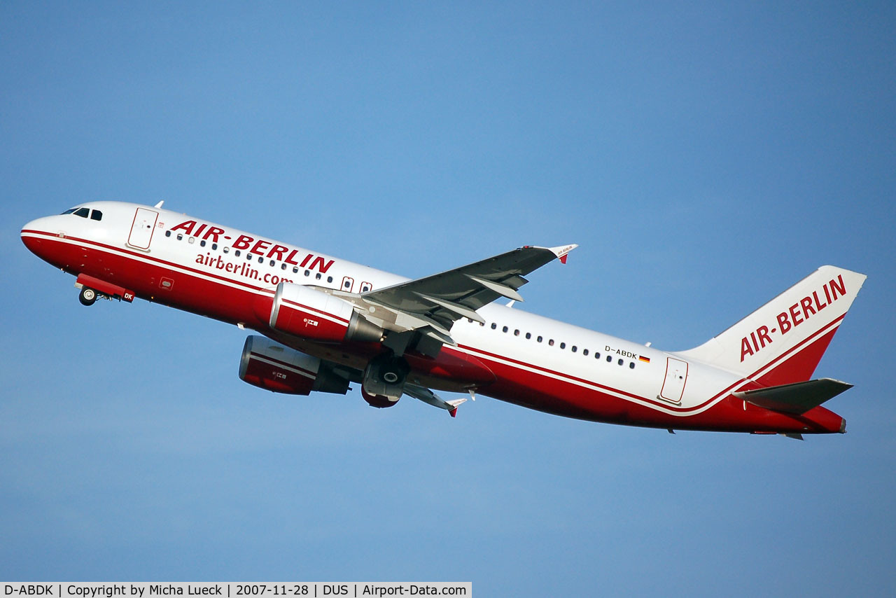 D-ABDK, 2006 Airbus A320-214 C/N 2968, Climbing out of Duesseldorf