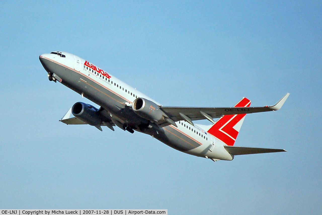 OE-LNJ, 1998 Boeing 737-8Z9 C/N 28177, Climbing out of Duesseldorf