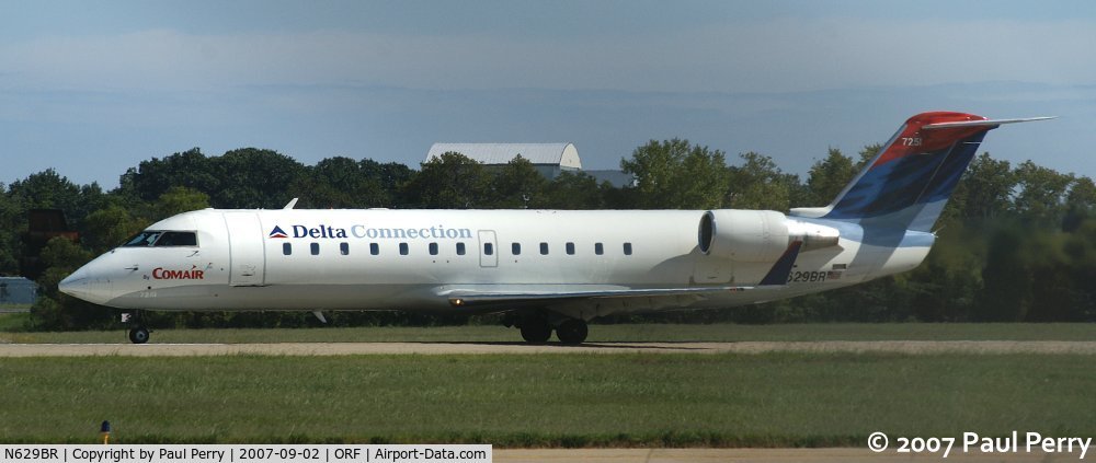 N629BR, 1998 Bombardier CRJ-200ER (CL-600-2B19) C/N 7251, Cleared and off she goes
