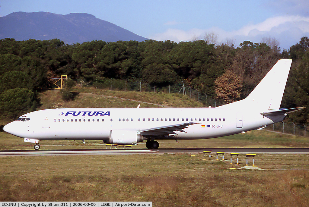 EC-JNU, 1993 Boeing 737-4Q8 C/N 26285, Take off rwy 20