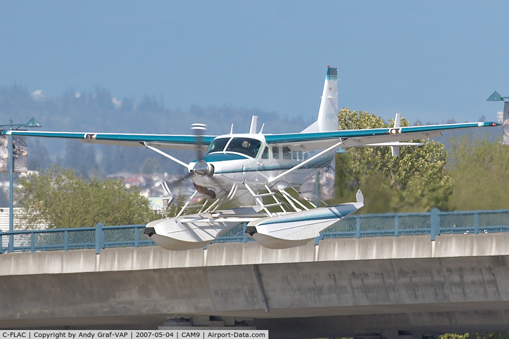 C-FLAC, 2002 Cessna 208 Caravan I C/N 20800357, Seair C208