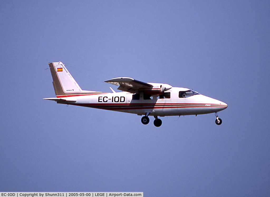EC-IOD, 1980 Partenavia P-68C C/N 229, Landing rwy 20