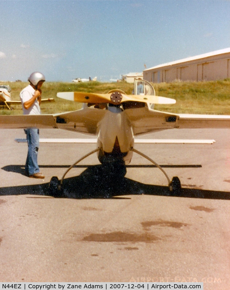 N44EZ, 1978 Rutan VariEze C/N 1139, At the former Luck Field, Ft. Worth, TX - Date Unknown ?@ 1984-85?