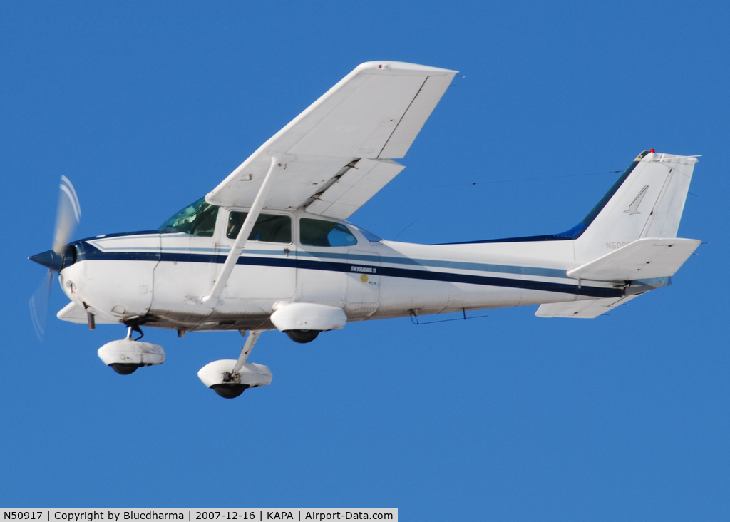N50917, 1980 Cessna 172P C/N 17274233, Approach to 17L