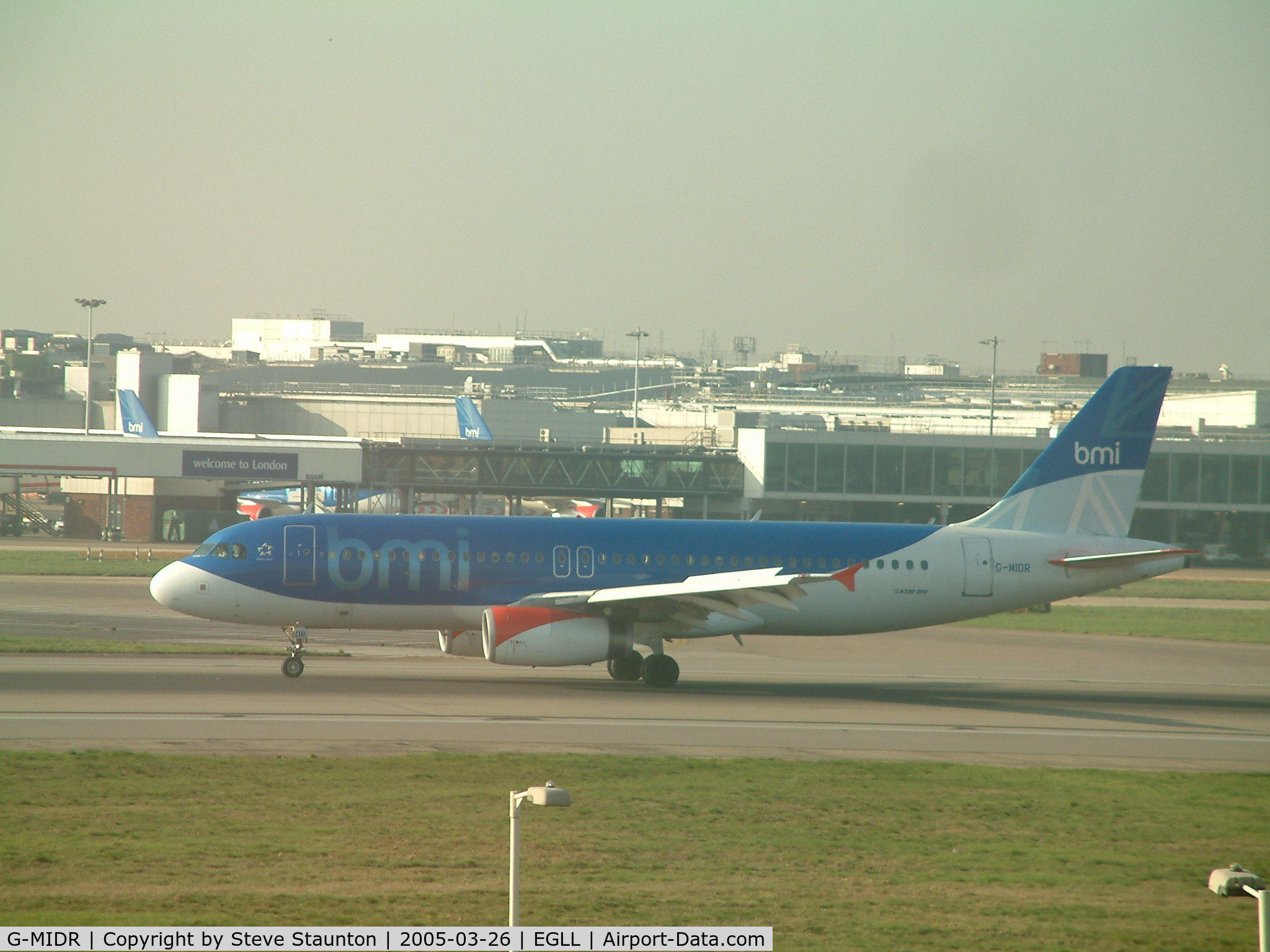 G-MIDR, 2002 Airbus A320-232 C/N 1697, Taken at Heathrow Airport March 2005