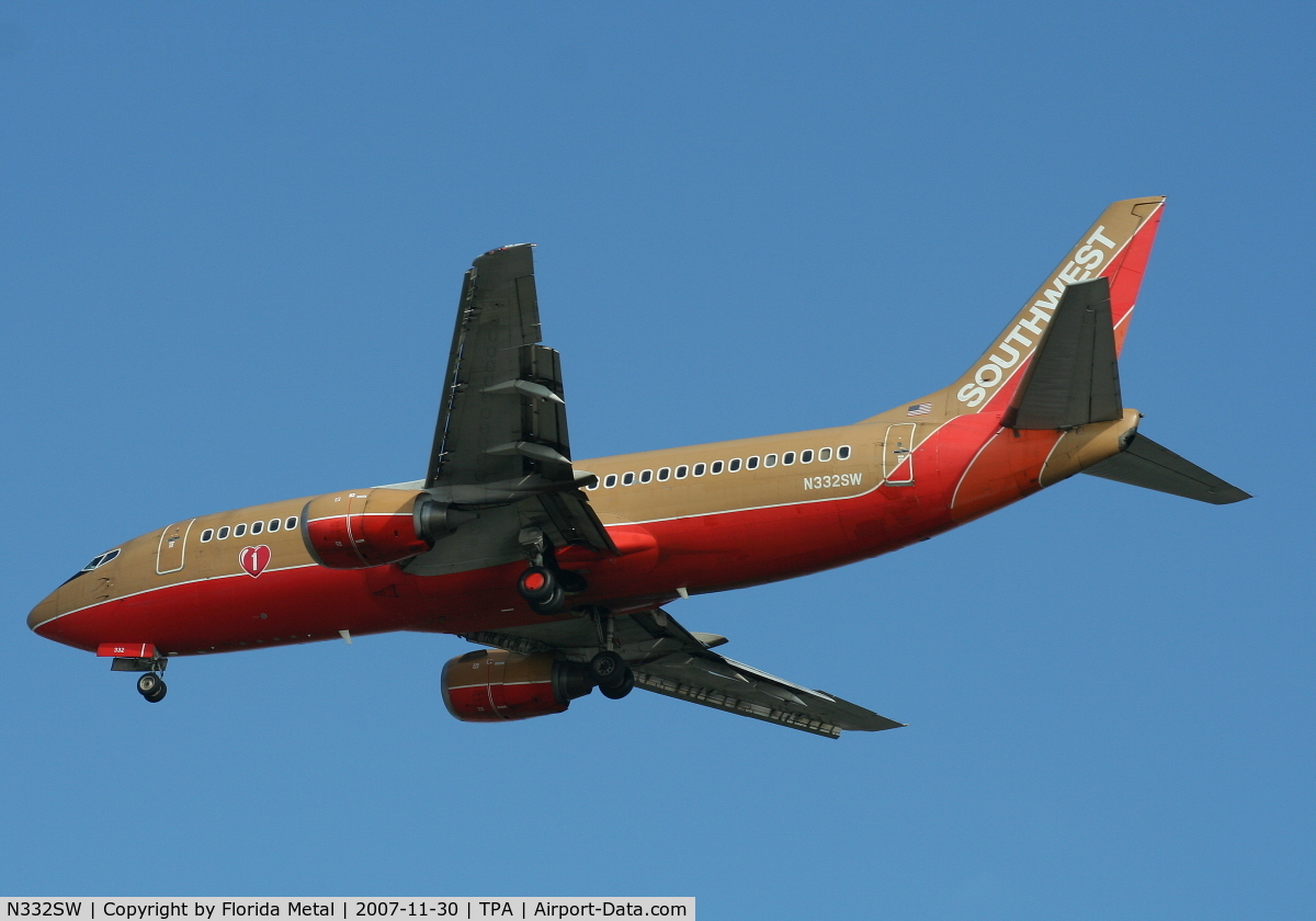 N332SW, 1988 Boeing 737-3H4 C/N 23696, Southwest