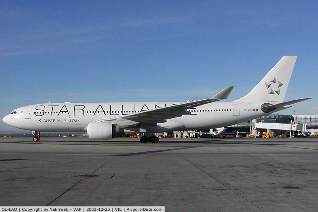 OE-LAO, 2000 Airbus A330-223 C/N 181, Austrian Airlines Airbus 330-200