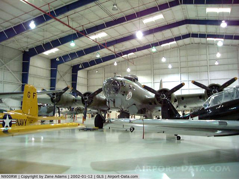 N900RW, 1944 Boeing B-17G Flying Fortress C/N 8627, At Lone Star Flight Museum