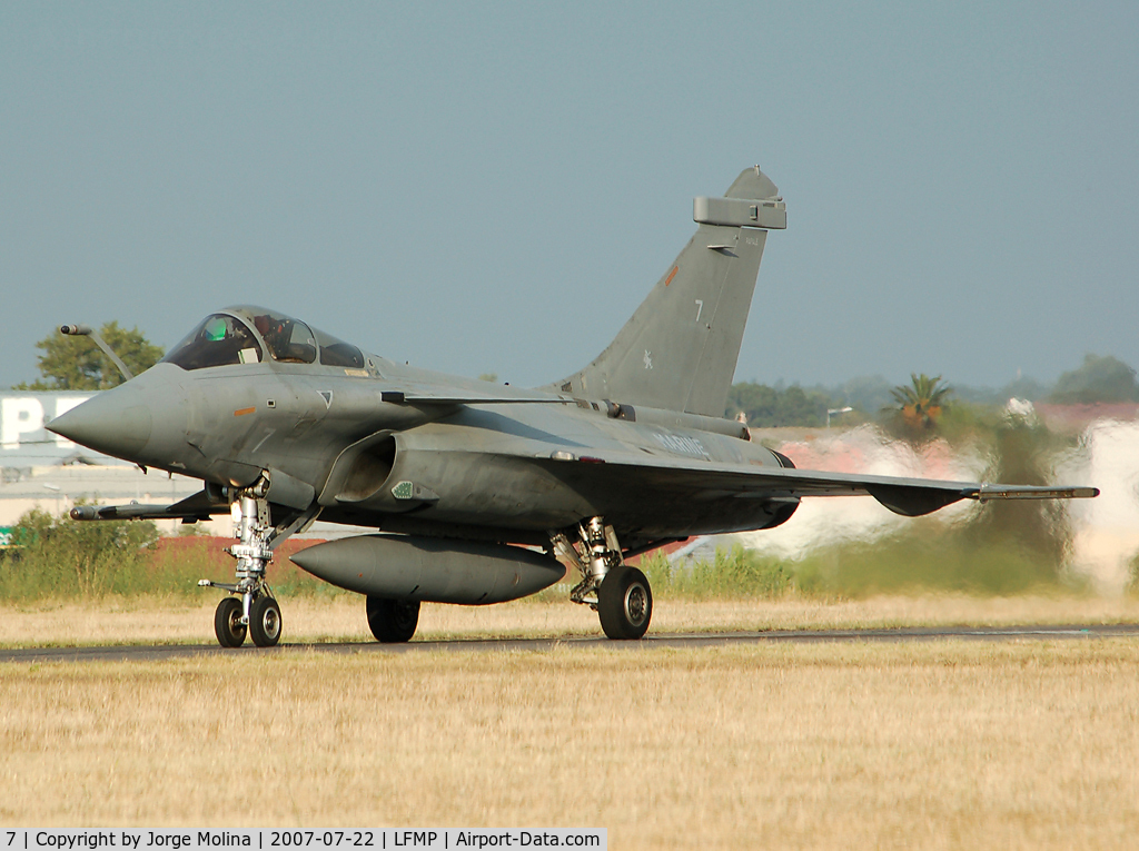 7, Dassault Rafale M C/N 7, Taxi to RWY 33 for take off, amazing plane..!