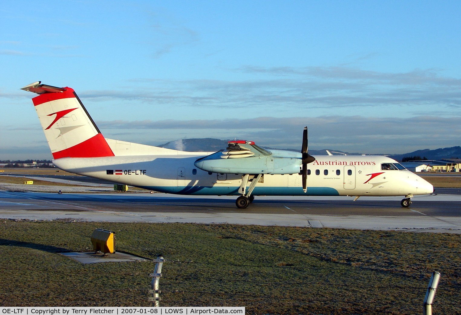 OE-LTF, 1996 De Havilland Canada DHC-8-314Q Dash 8 C/N 423, Austrian Arrows Dash 8 at Salzburg