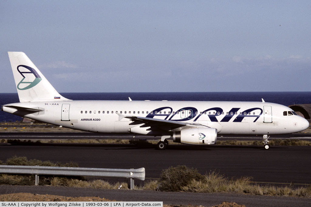 SL-AAA, 1988 Airbus A320-231 C/N 0043, visitor