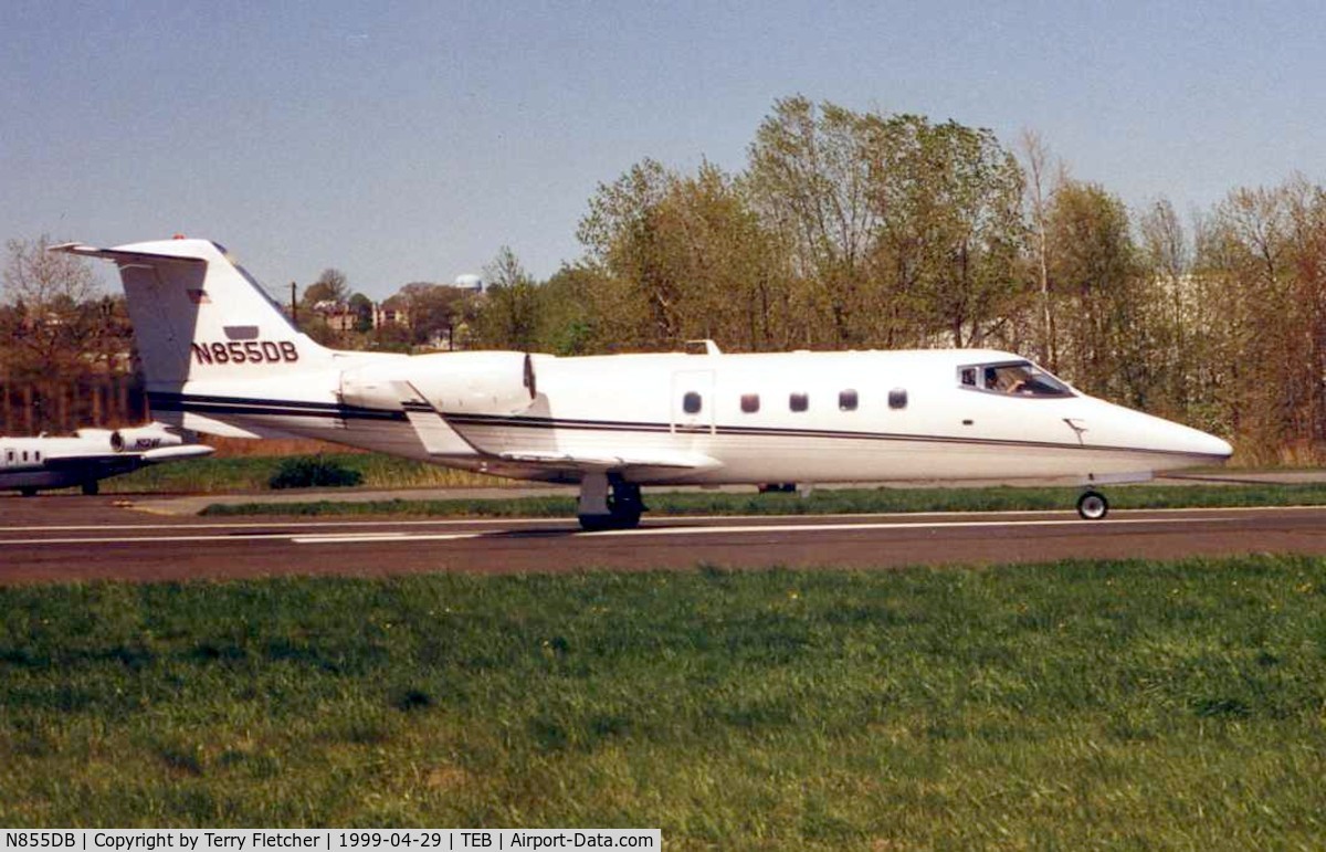 N855DB, Learjet 55 C/N 062, Learjet 55 lines up for departure from TEB in 1999