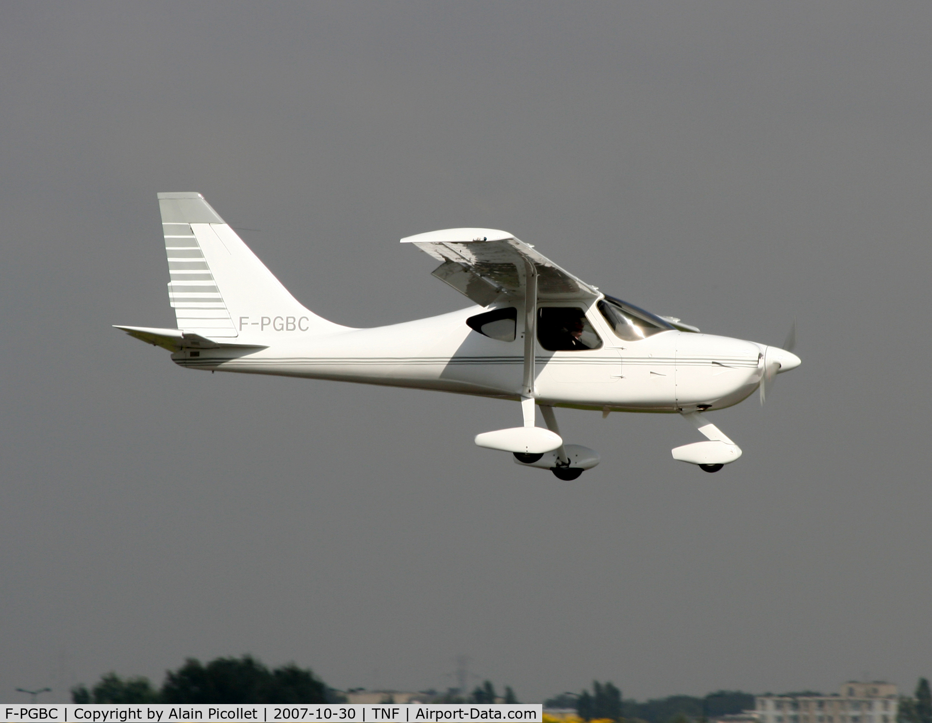 F-PGBC, Stoddard-Hamilton GlaStar GS-1 C/N 5074, flying shoot