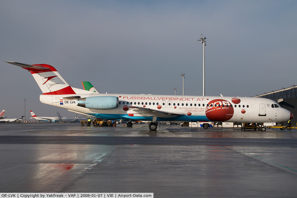 OE-LVK, 1992 Fokker 100 (F-28-0100) C/N 11397, Austrian Arrows Fokker 100 in Euro 2008 cs