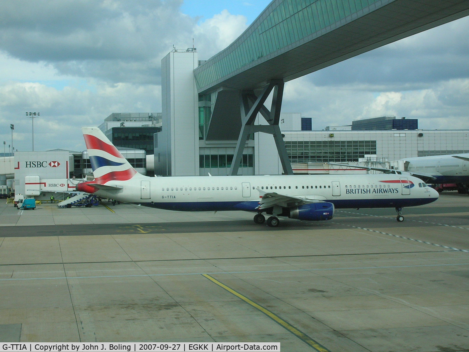 G-TTIA, 2001 Airbus A321-231 C/N 1428, British Airways A321 taxi 